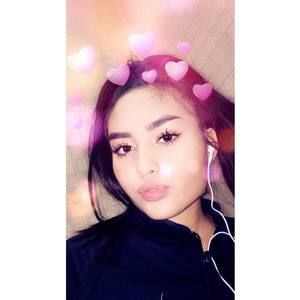 Meet your Posher, Leticia